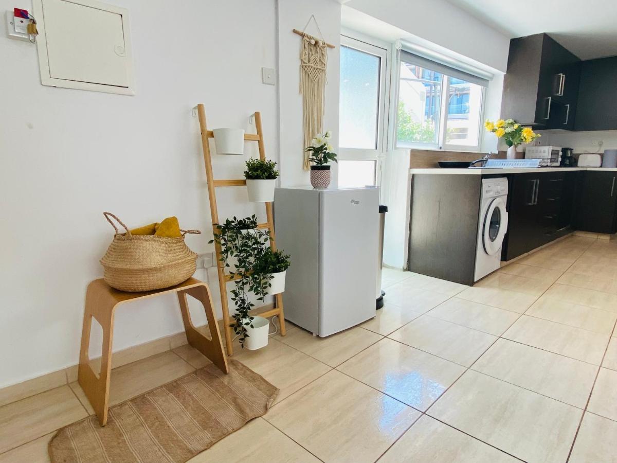 Serena'S 2-Br Apartment In Λάρνακα Εξωτερικό φωτογραφία